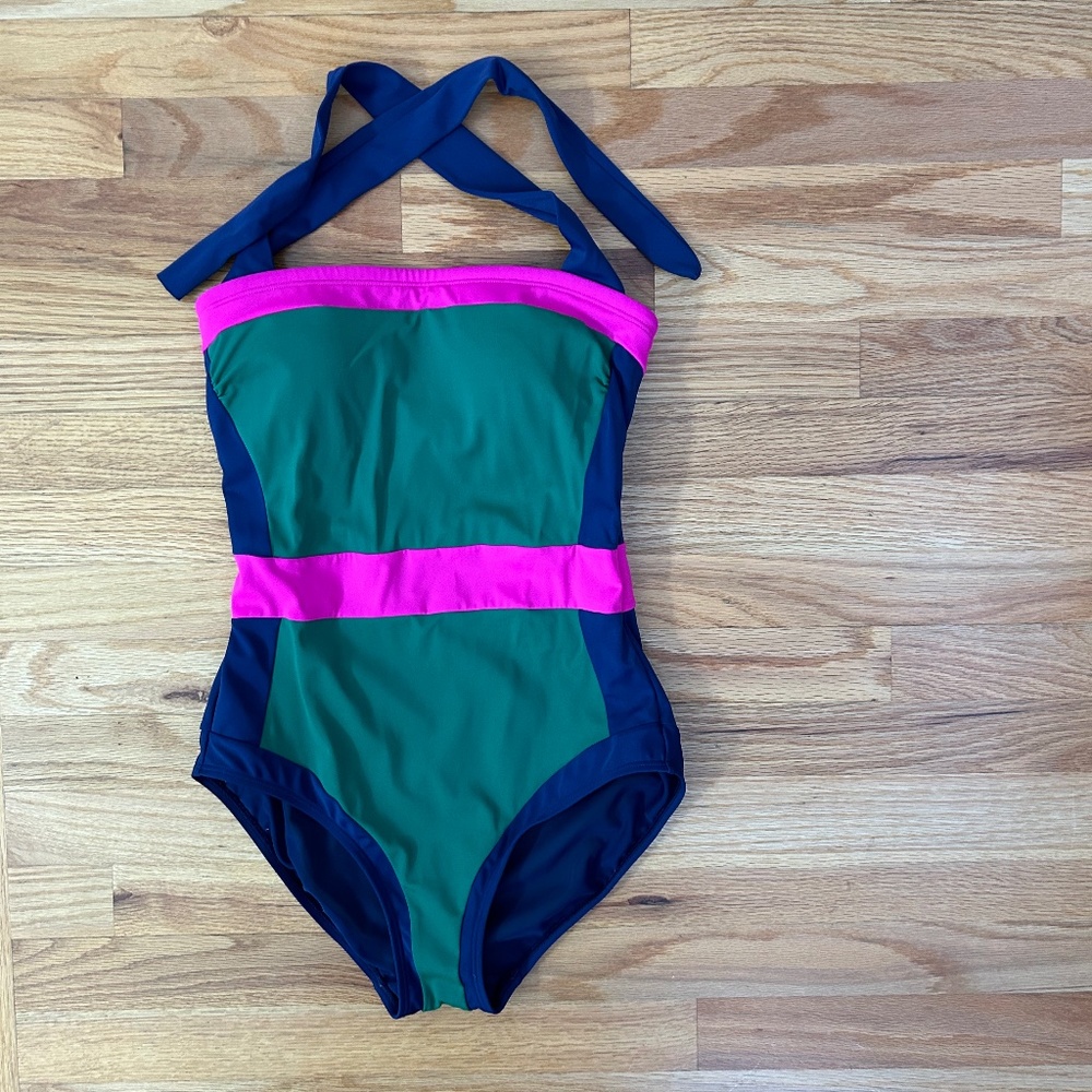 One piece swimsuit